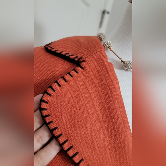 Woman Suit Plus Le Suit - Picture 3 of 7